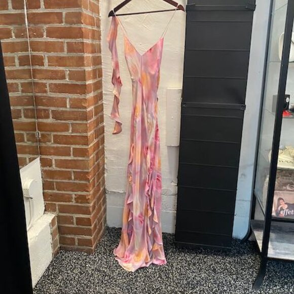 Beate Maxi Dress - Picture 1 of 12